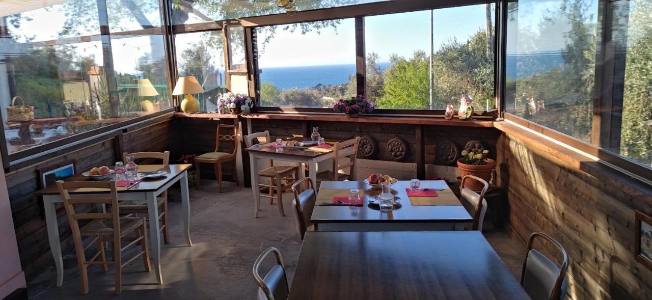 La Quercia Agriturismo Imperia Dış mekan fotoğraf
